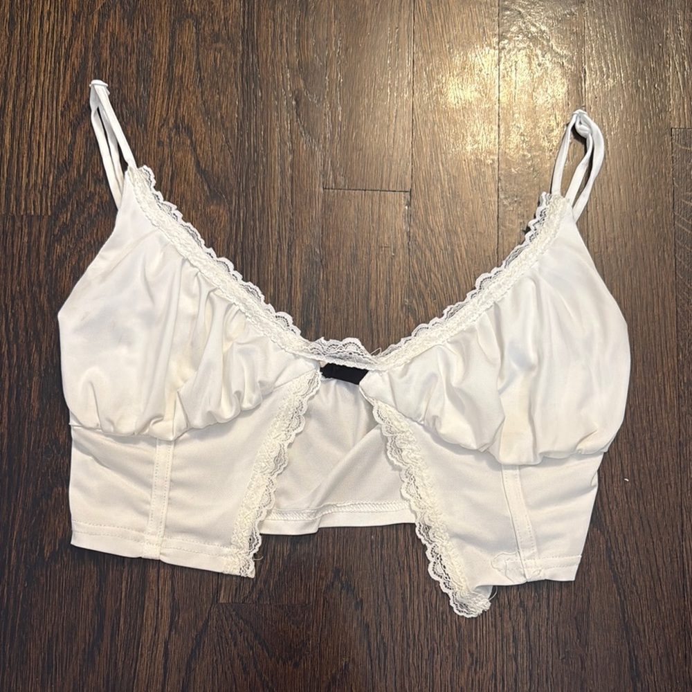 Elegant‎ White Lace Trim Bralette